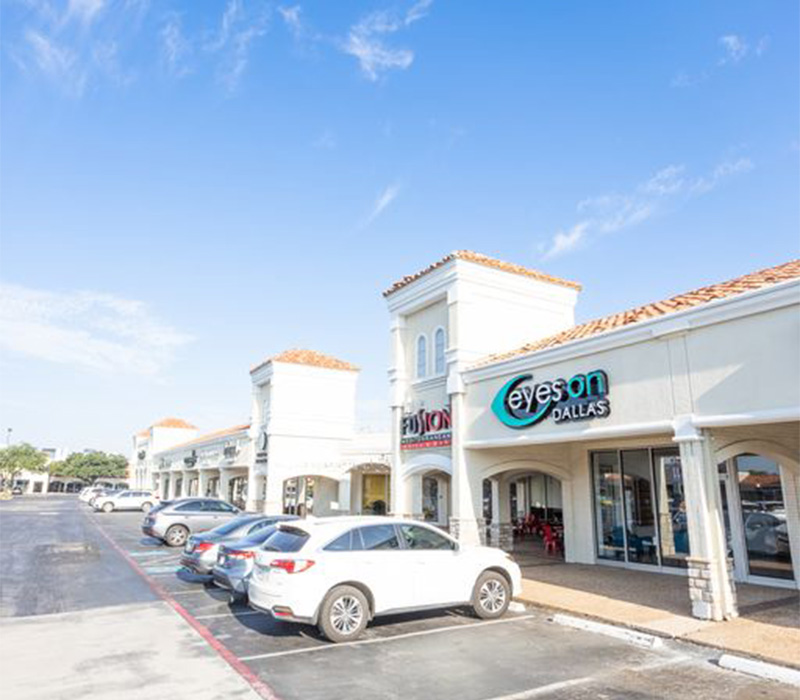 Strip mall near Coco Dental of North Dallas