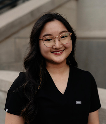 Registered dental hygienist Yera