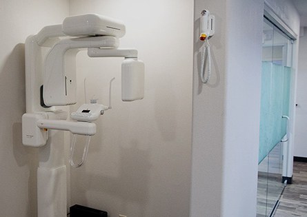 C T cone beam scanner